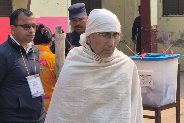 किरियापुत्रीले गरे मतदान